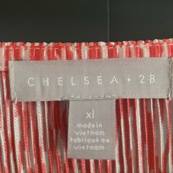 Chelsea 28 flutter sleeve plisse midi dress - Picture 2 of 3